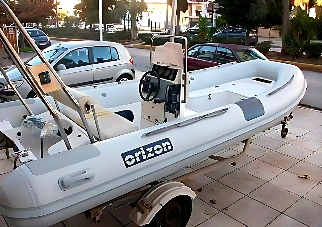 Αλλαγή αεροθαλάμου σε φουσκωτό σκάφος Orizon 5.00m, μετά